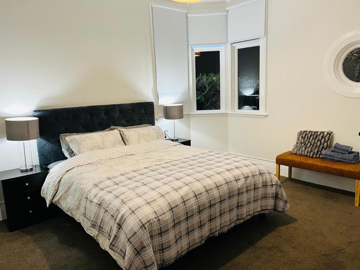 Luxurious Home Close To Beach Dunedin Eksteriør billede